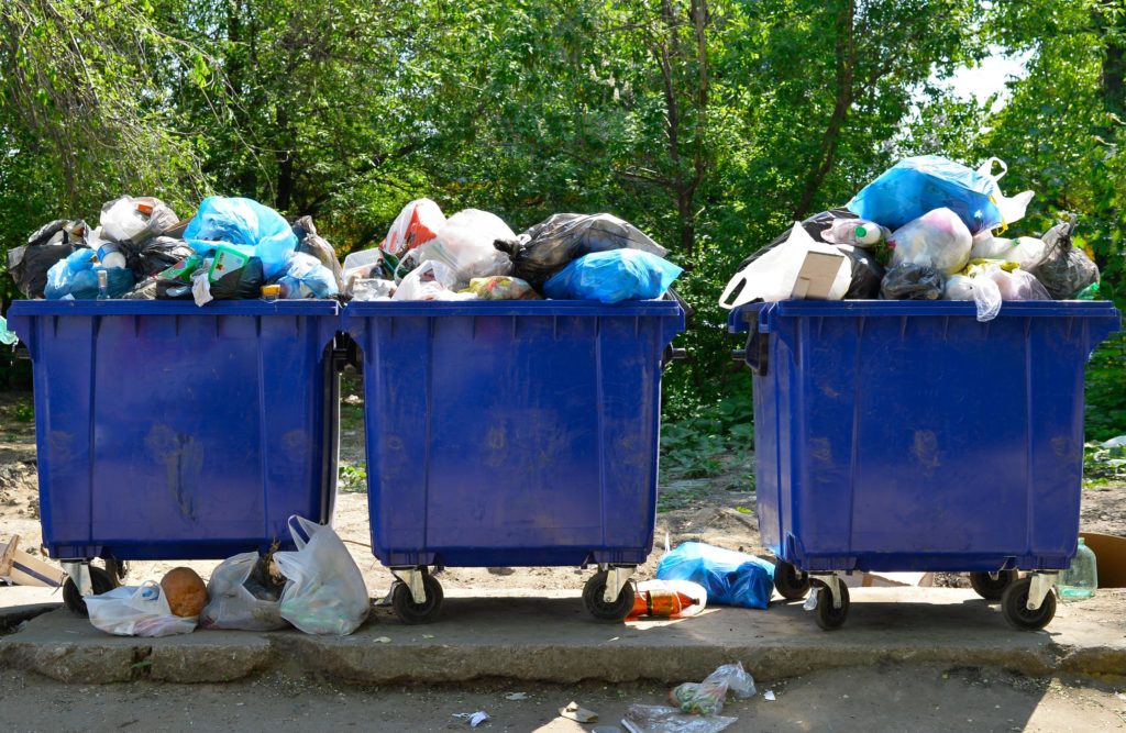 Rancho Cucamongo Junk Haulers - Residential Junk Removal 2 Residdential garbage